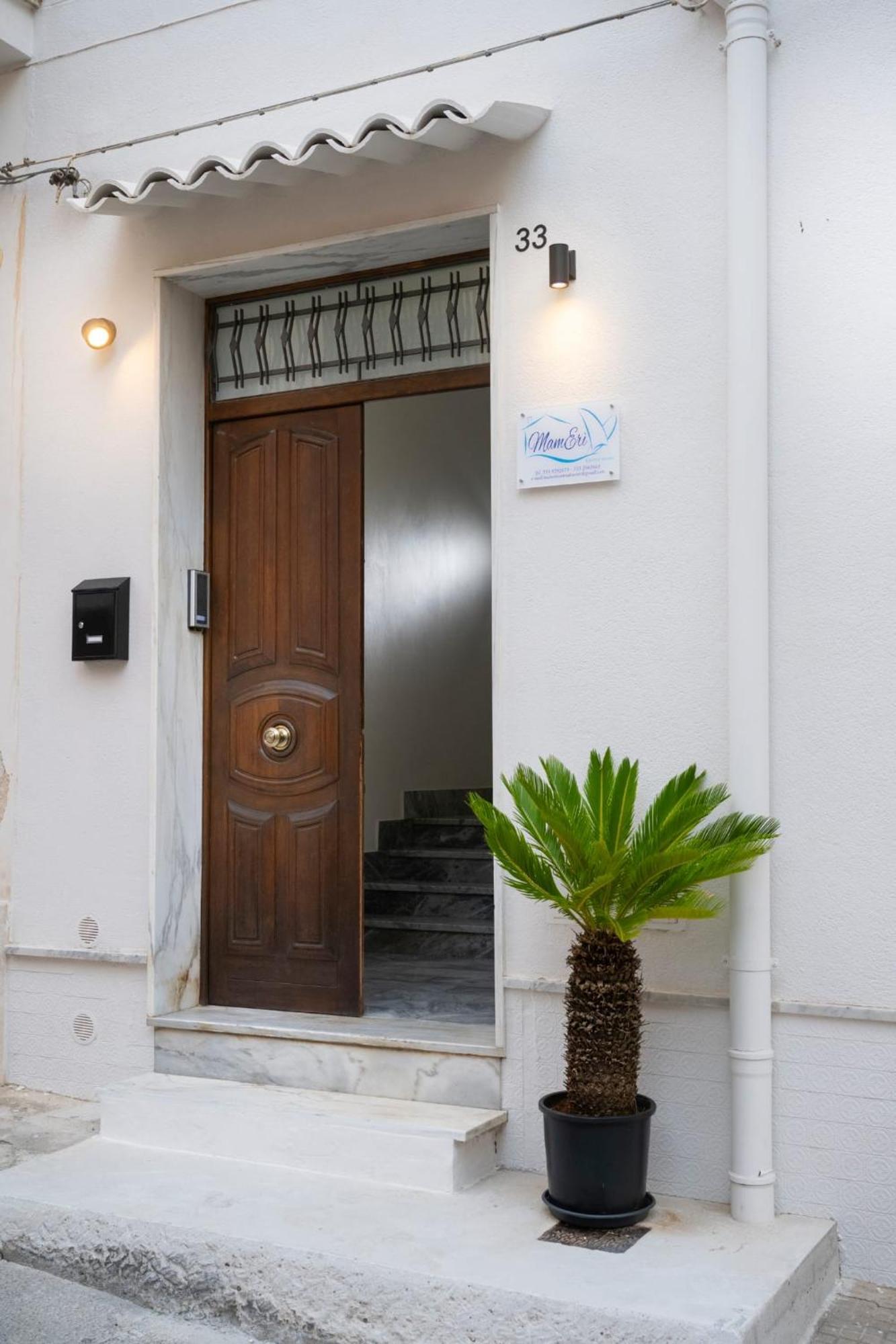 Mameri Central Rooms Castellammare del Golfo Exterior foto